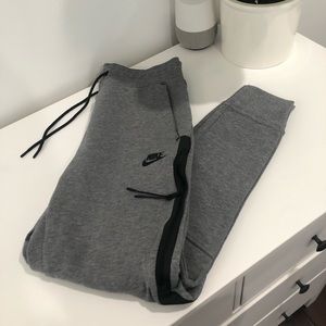 NWOT Nike Fitted Joggers